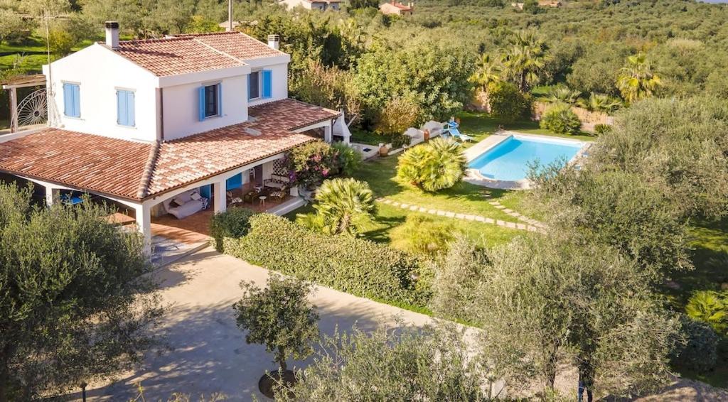 Alghero Villa Josephine Con Piscina E Parco Per 8 Ospiti Экстерьер фото