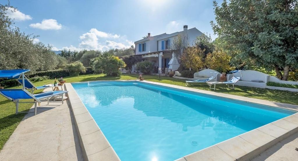 Alghero Villa Josephine Con Piscina E Parco Per 8 Ospiti Экстерьер фото